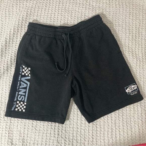 Vans Other - Vans relaxed fit black casual skater sweat shorts elastic drawstring waist sz S